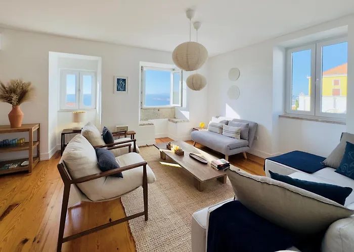 Whome Exclusive Stay In A Prime Location With River View